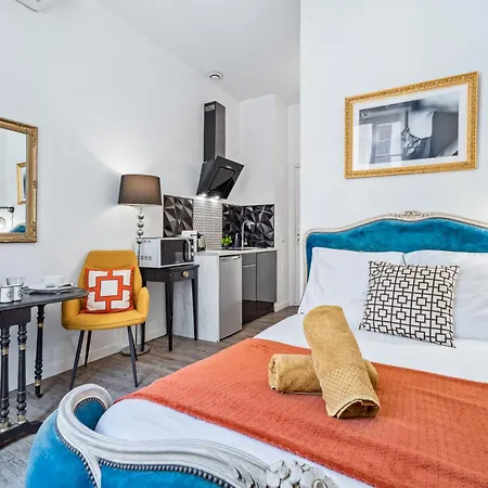 A 2 Pas De La - Climatisation - Wifi - Cuisine - Tramway Apartamento *
