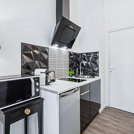 Apartment A 2 Pas De La - Climatisation - Wifi - Cuisine - Tramway *